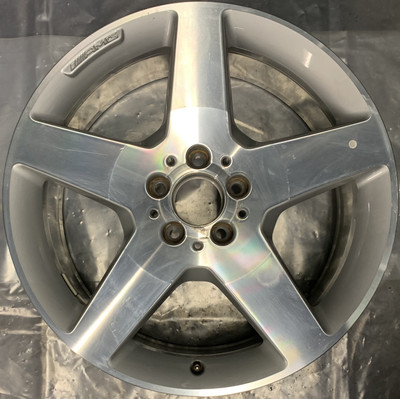 La Zăng Đúc 19 Mercedes-Benz ML Mã phụ tùng A1664011902