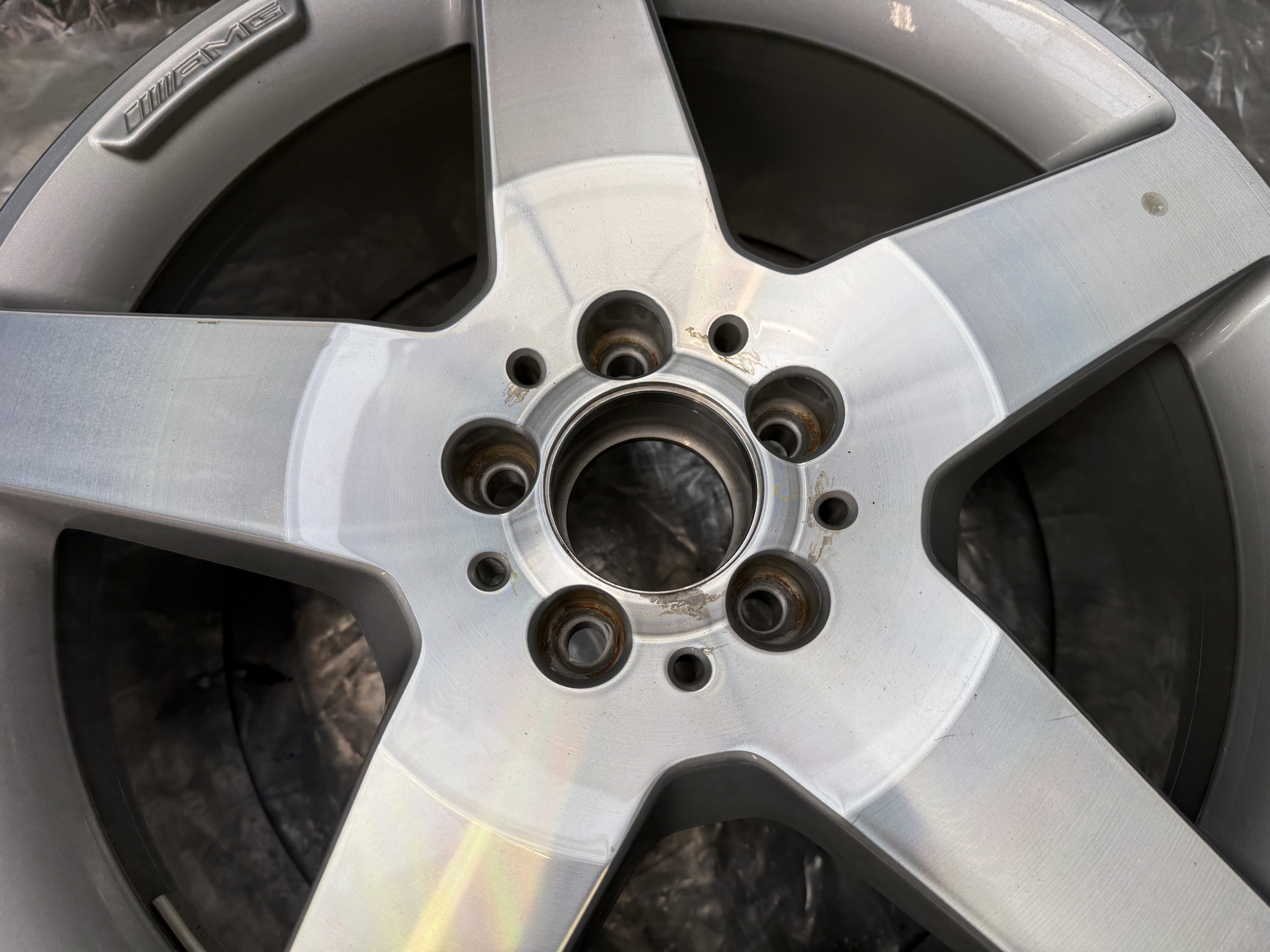 La Zăng Đúc 19 Mercedes-Benz ML Mã phụ tùng A1664011902