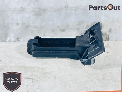 Công Tắc Phanh Tay Mercedes-Benz C Mã phụ tùng A2034270112