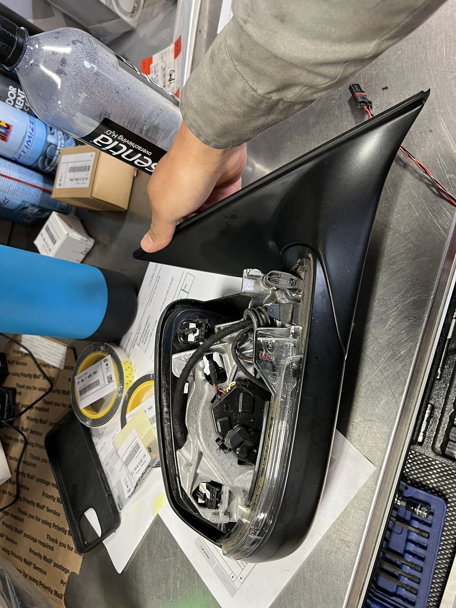Gương Chiếu Hậu Phải Bmw Seri 7 Mã phụ tùng 51167350700
