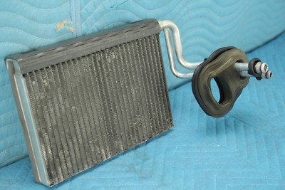 Giàn Lạnh Trong Xe Bmw Seri 3 Mã phụ tùng 64119290888