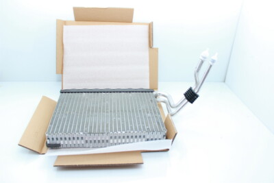 Giàn Lạnh Trong Xe Bmw Seri 3 Mã phụ tùng 64119290888