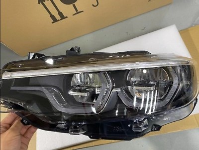 Đèn Pha Trái Bmw Seri 4 Mã phụ tùng 63117478157