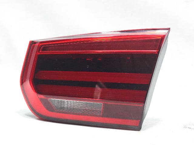 Đèn Hậu Miếng Trong Trái Có Led Bmw Seri 3 Mã phụ tùng 8736912007