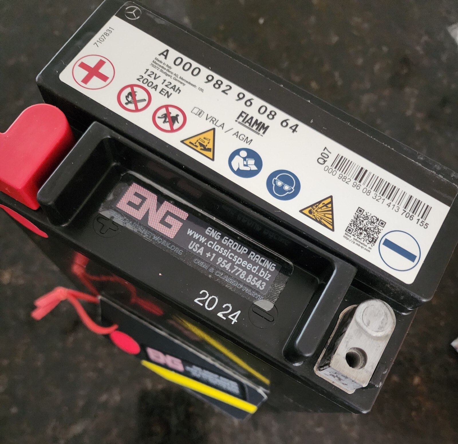 Bình Ắc Quy Phụ Mercedes-Benz E Mã phụ tùng A0009829308