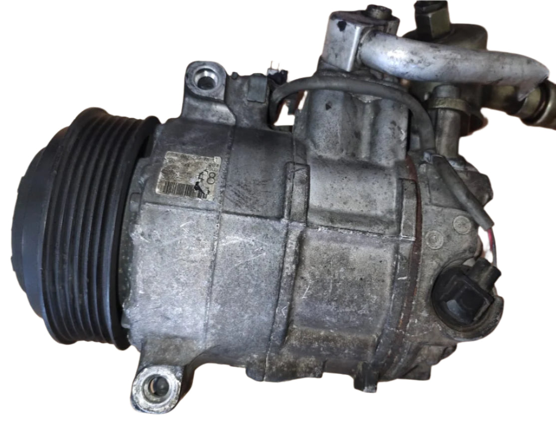 Lốc Điều Hòa Mercedes-Benz E Mã phụ tùng A0032304811