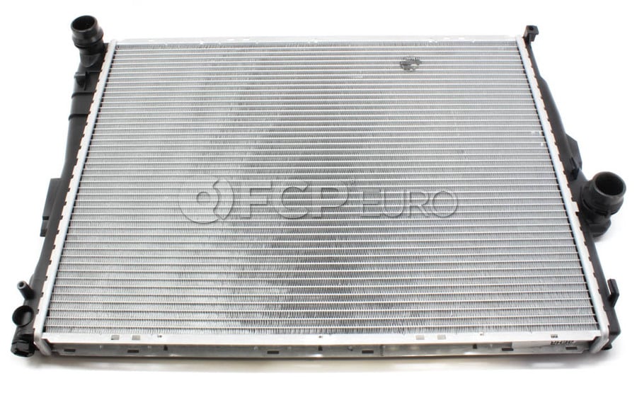 Két Nước Bmw Seri 3 OEM 17119071518-BR
