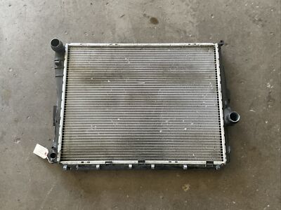 Két Nước Mt Bmw Seri 3 Mã phụ tùng 17119071519