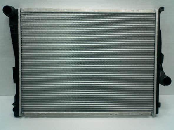 Két Nước Mt Bmw Seri 3 Mã phụ tùng 17119071519