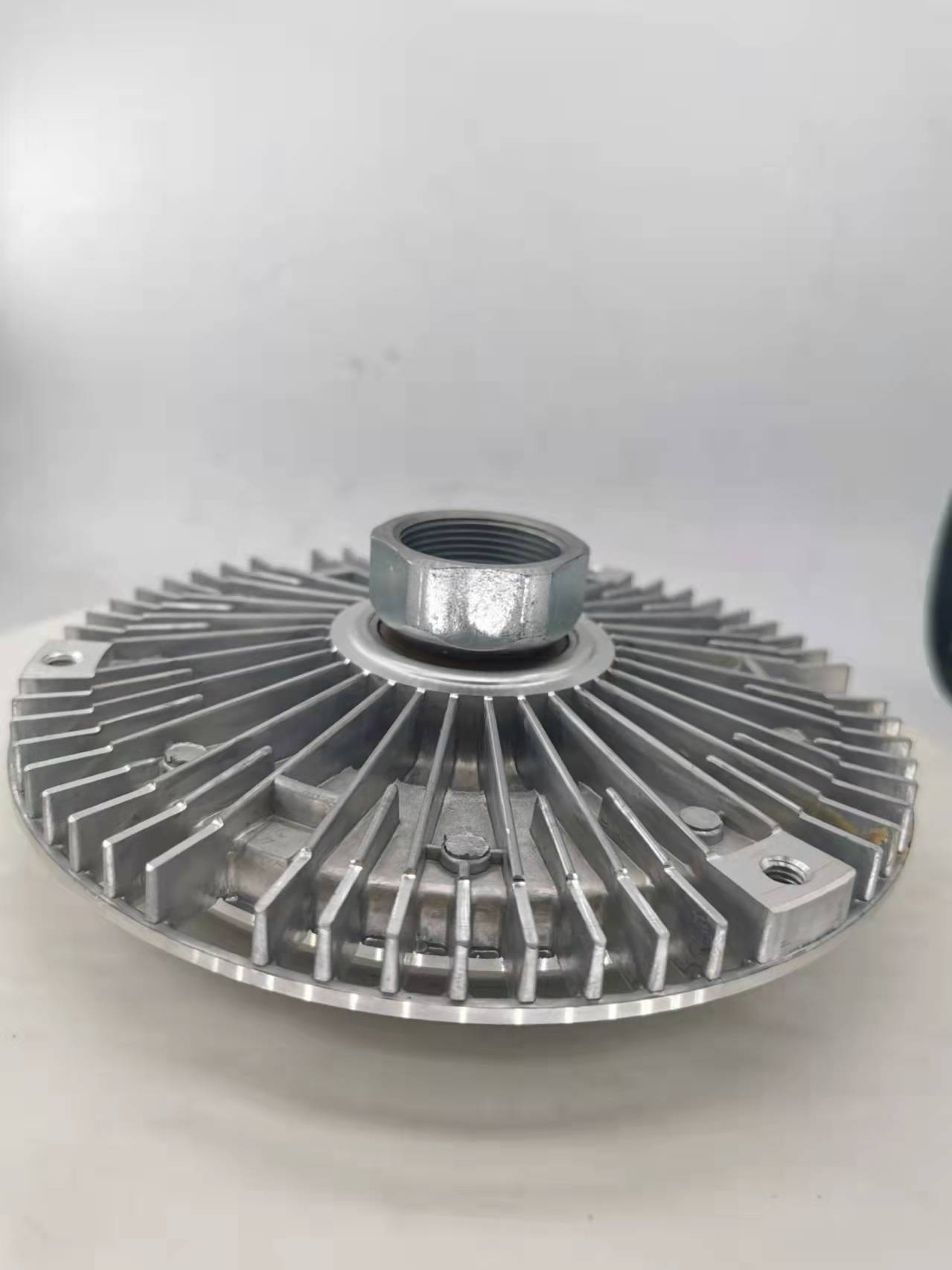 Ly Tâm Quạt Gió Động Cơ Mercedes-Benz MB Mã phụ tùng a0002003922