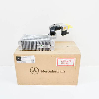 Giàn Lạnh Sau Mercedes-Benz V Mã phụ tùng A0008306501
