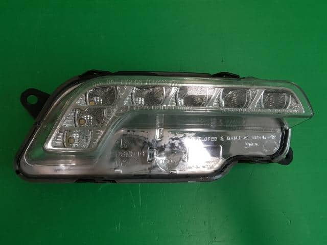 Đèn Gầm Phải Led Mercedes-Benz E Mã phụ tùng a2128200856