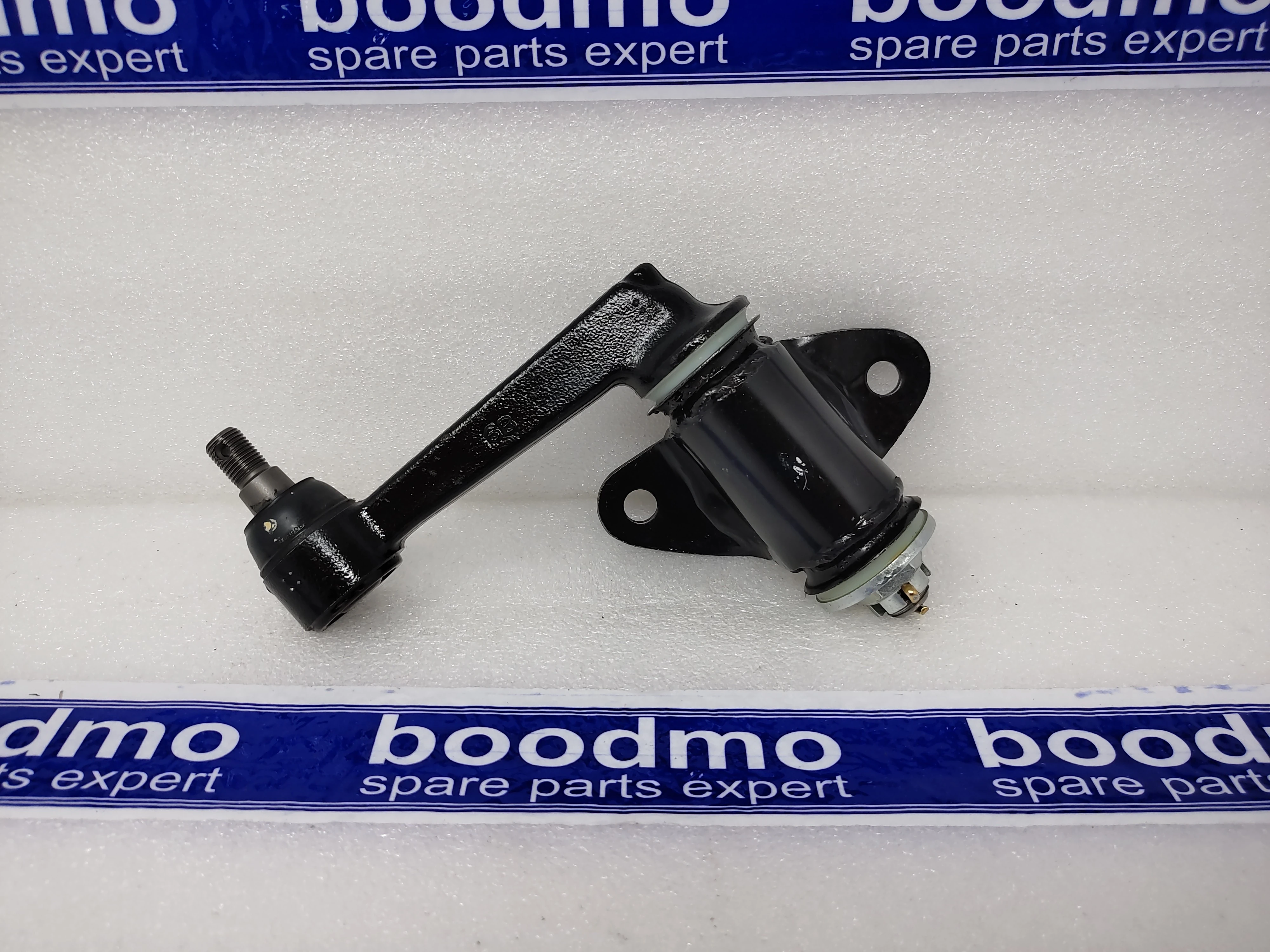 Bót Lái Phụ Ford Ranger Mã phụ tùng UH7132320