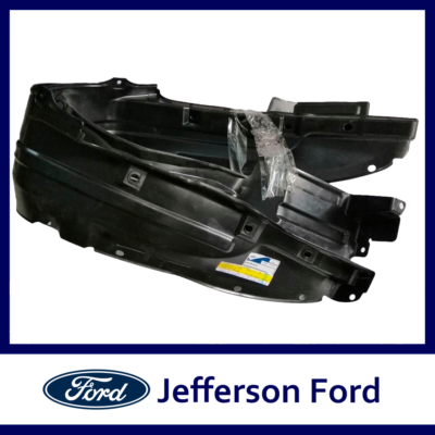 Lòng Dè Chắn Bùn Trái / Chắn Bùn Lòng Dè Trái Ford Everest Mã phụ tùng UR8756141C