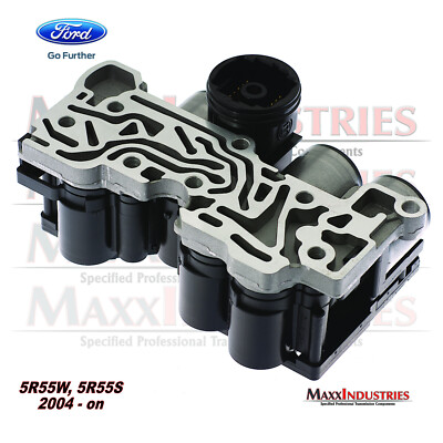 Ốp Phồng Cản Trước Phải Ford Ranger Mã phụ tùng UD2G51W71
