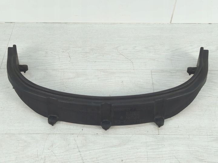 Ốp Phồng Cản Trước Phải Ford Ranger Mã phụ tùng UD2G51W71