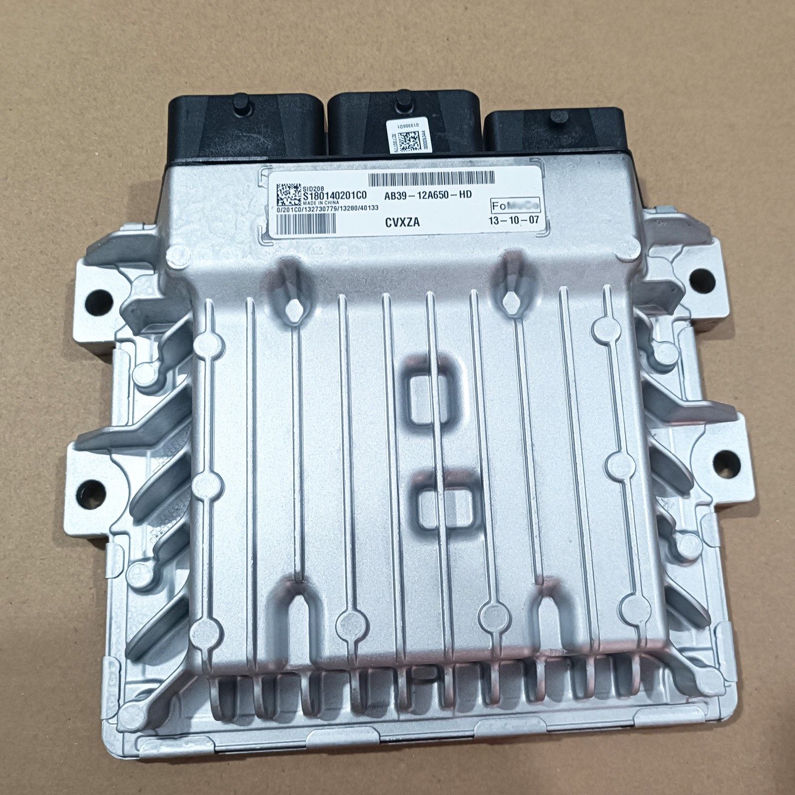 Hộp Đen - Ecu 2.2 Ford Ranger Mã phụ tùng AB3912A650HD
