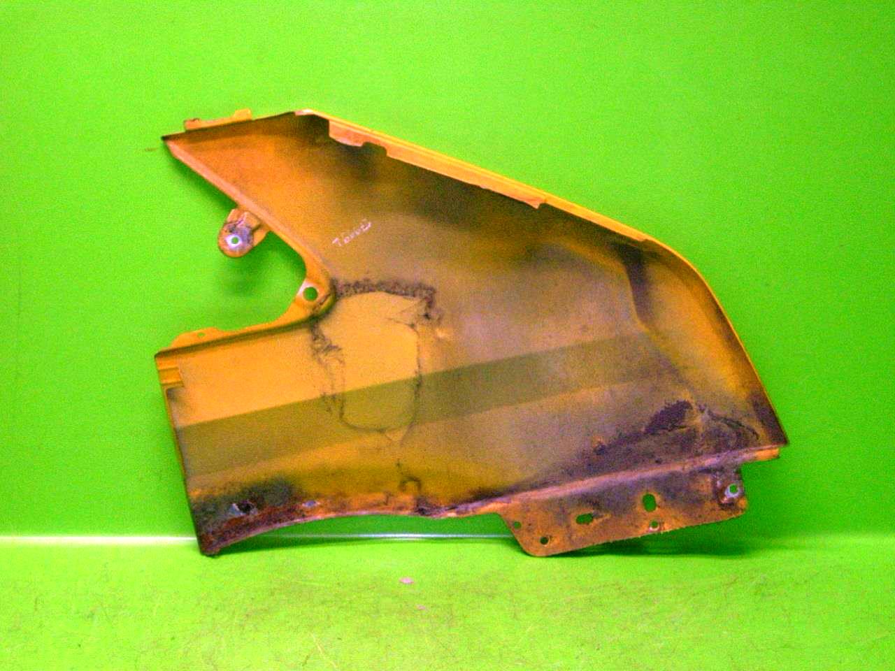 Tai Xe Trái Ford Transit OEM 1561051-EU