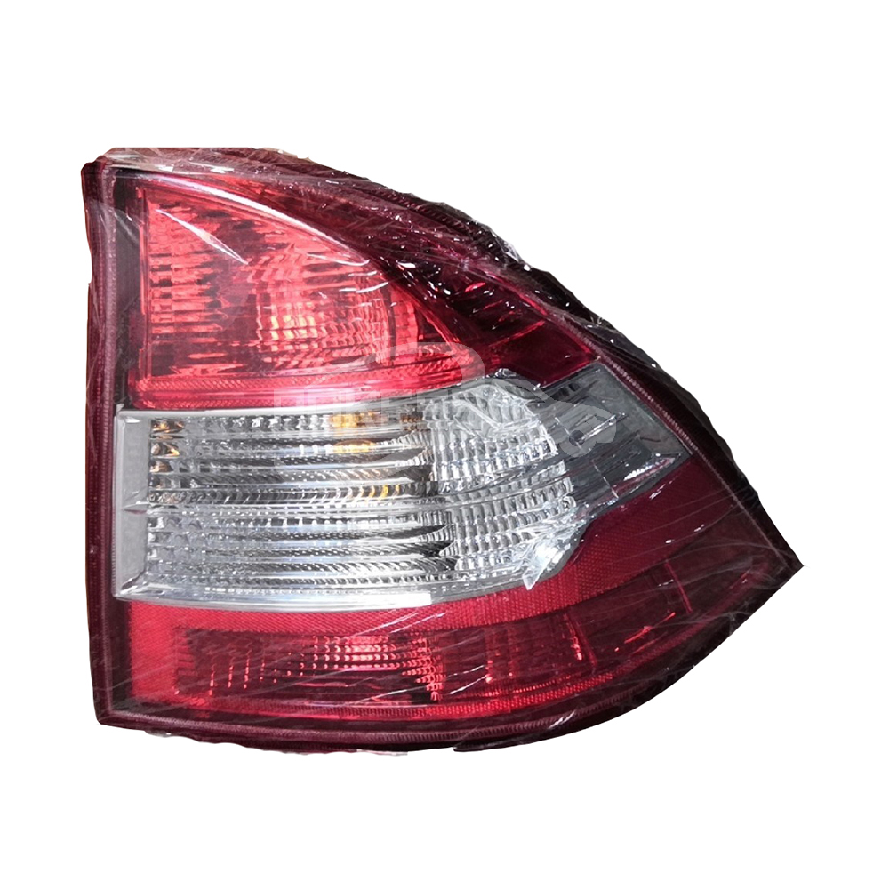 Đèn Hậu Phải Ford Focus Mã phụ tùng 8m5913404bb