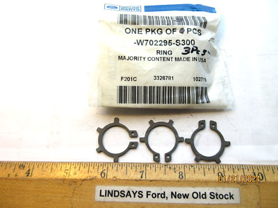 Miếng Đệm Đồng Tốc Số 5 Ford Focus Mã phụ tùng W702295S300
