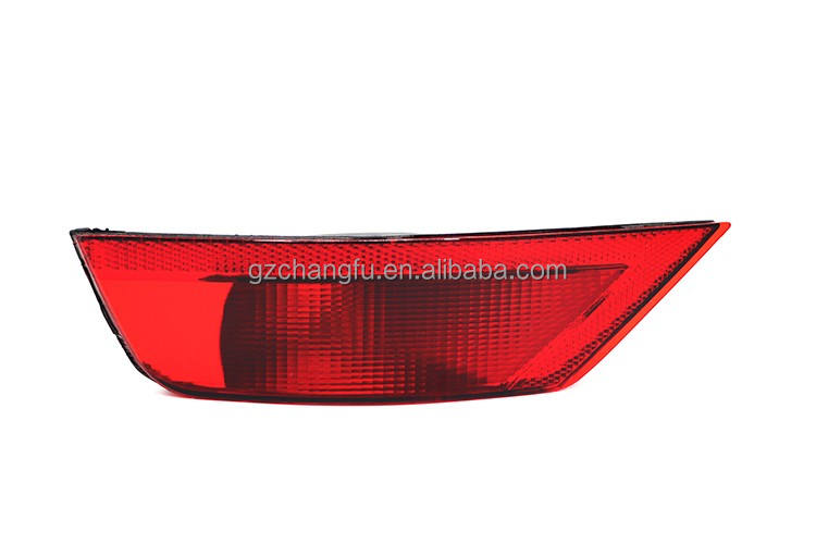 Đèn Phản Quang Sau Trái Ford Focus Mã phụ tùng 8M5115501AB