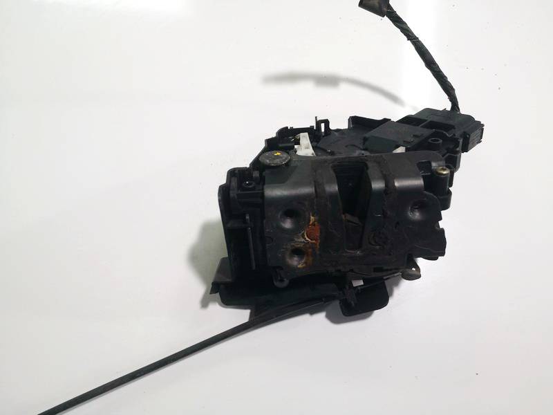 Ổ Khóa Ngậm Cửa Trước Trái 10 Giắc Điện Ford Focus Mã phụ tùng 3m5ar21813mr