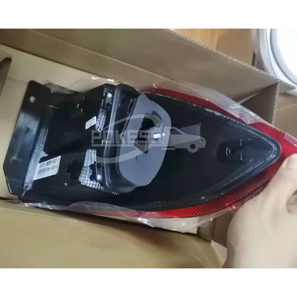 Đèn Hậu Miếng Ngoài Phải Ford Ecosport Mã phụ tùng CN1513404AD