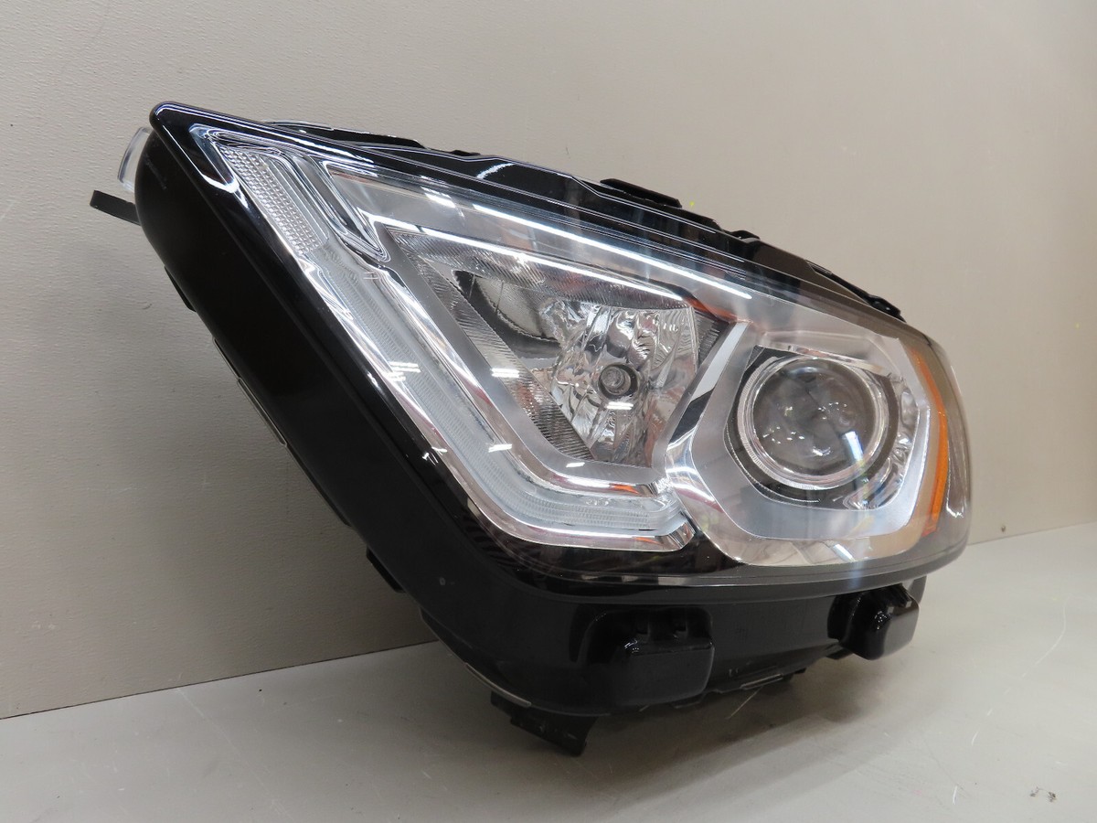 Đèn Pha Trái Ford Ecosport Mã phụ tùng cN1513w030ec