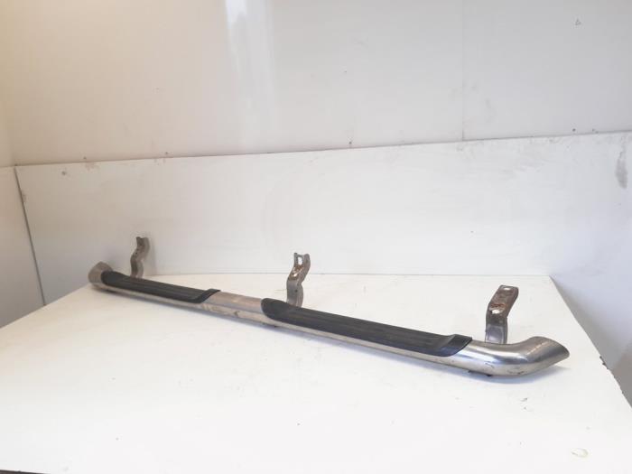 Bậc Lên Xuống Trái Ford Ranger OEM AB3916450HE-OE