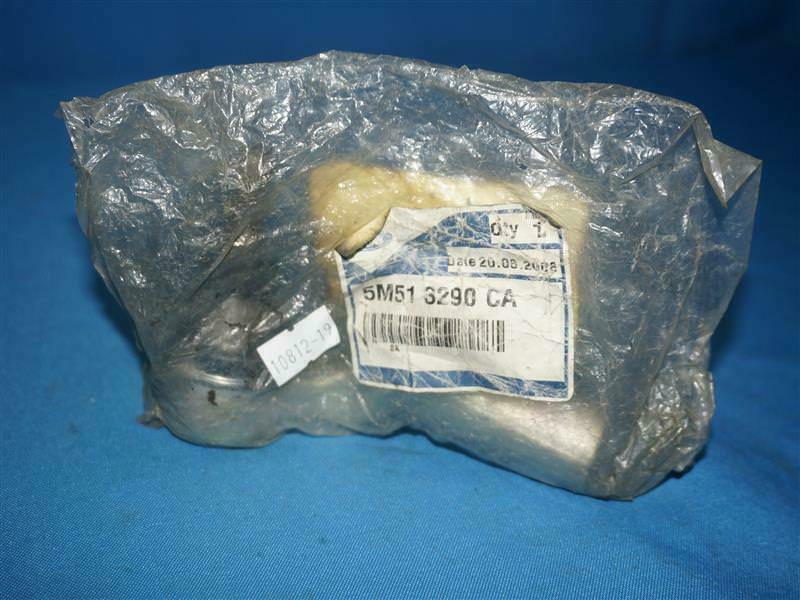 Lái Ngoài Trái Ford Focus OEM 5M513290BA-OE