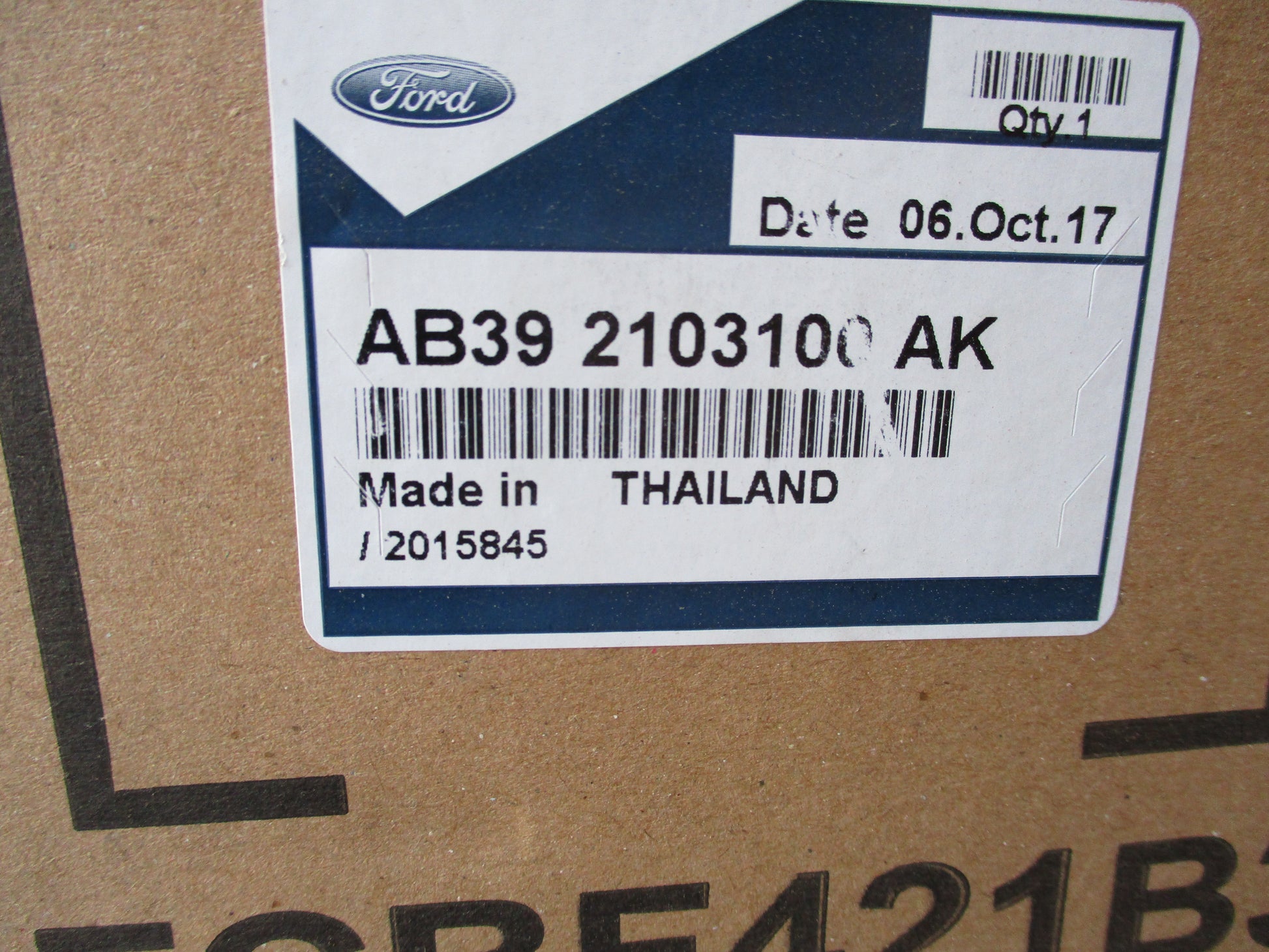 Kính Chắn Gió Trước 2.2 Không Cảm Biến Ford Ranger Mã phụ tùng AB392103100AK