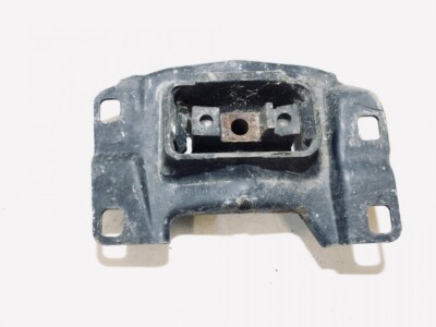 Chân Hộp Đuôi Hộp Số 1.8 Ford Focus Mã phụ tùng 3m517m121
