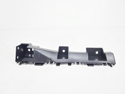 Chân Treo Đầu Máy 1.8 Ford Laser OEM BJ0N3906YR-OE