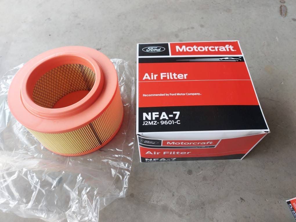 Lọc Gió Động Cơ Ford Ranger Mã phụ tùng ab399601ad