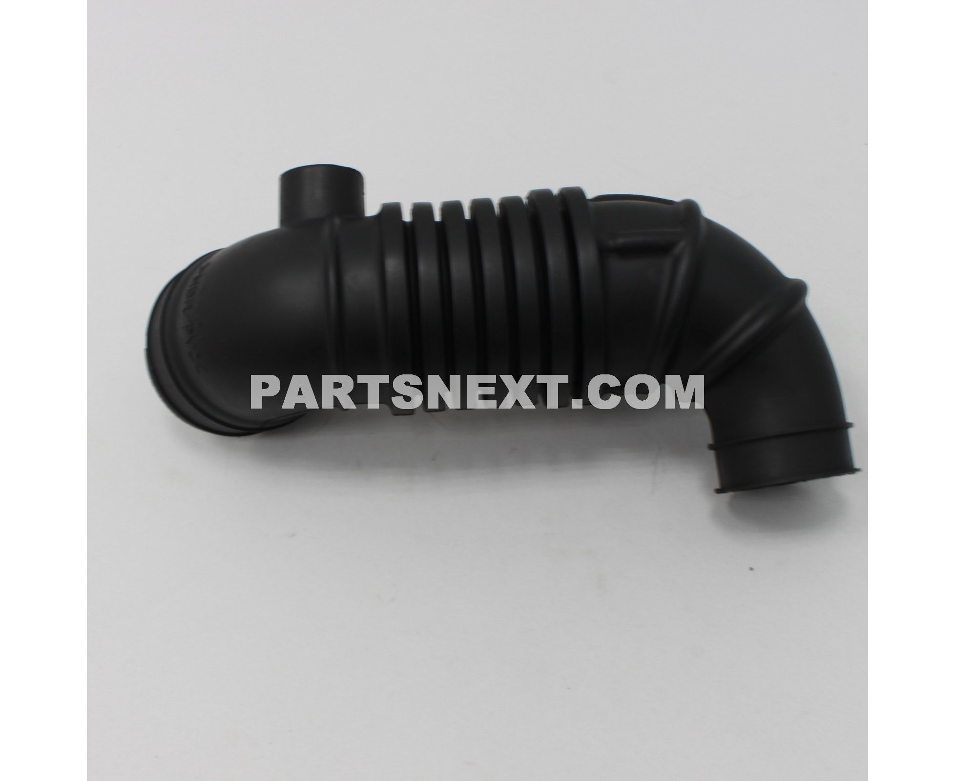 Cổ Hút Gió Hộp Lọc Gió Vào Động Cơ Ford Everest Mã phụ tùng WE0113220C