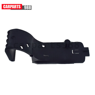 Cửa Thùng Xăng Ford Focus Mã phụ tùng 4M51N27936BB