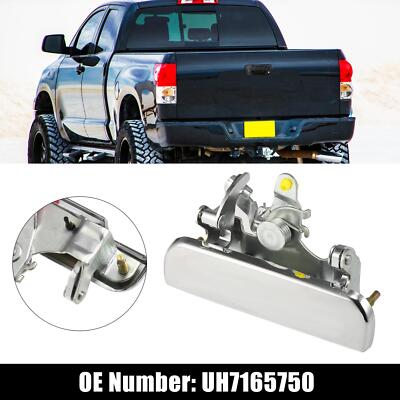 Tay Mở Cửa Thùng Sau Không Mạ Ford Ranger Mã phụ tùng UH7165750