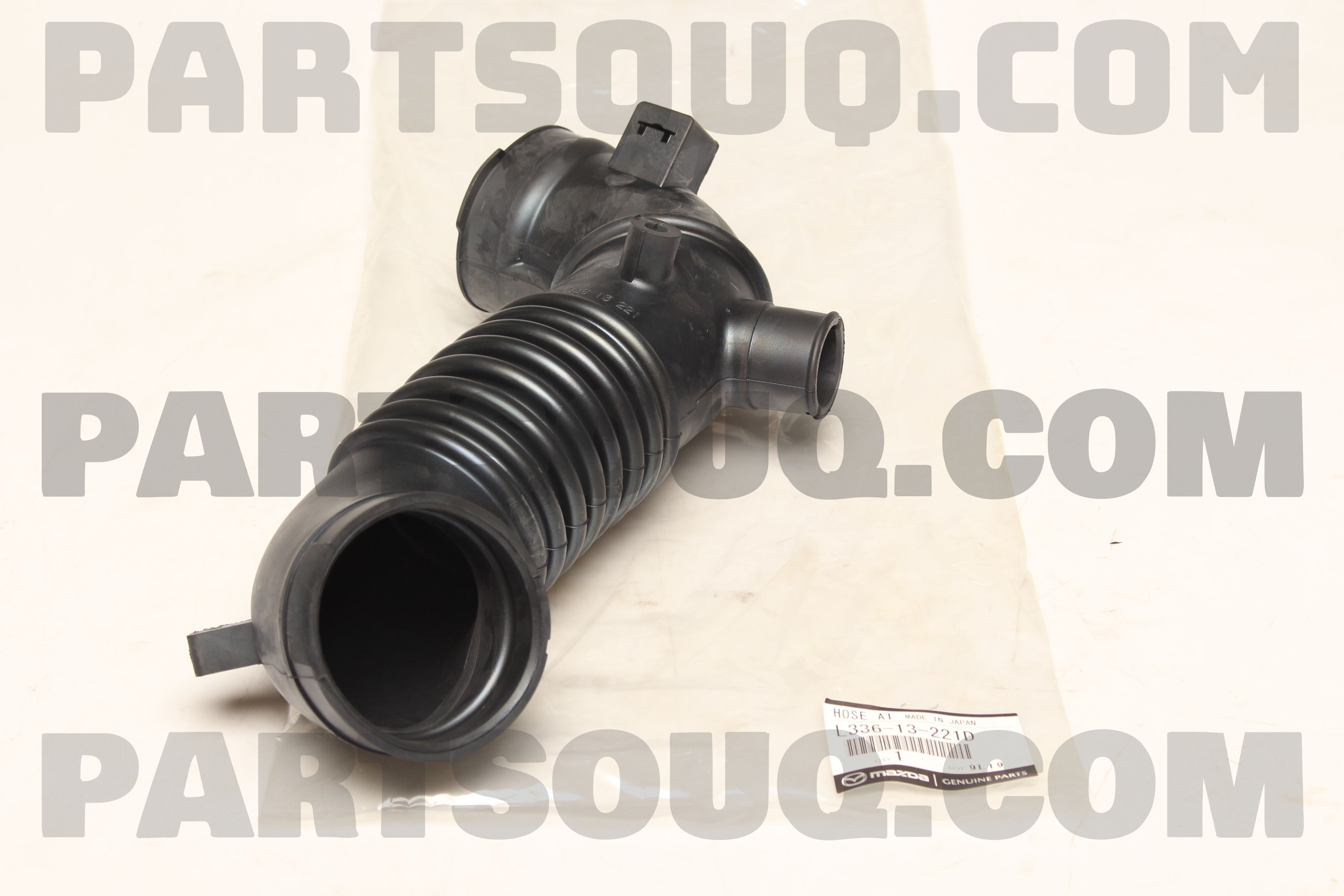 Ống Hút Gió Từ Bầu Lọc Gió Vào Thân Bướm Ga Ford Escape Mã phụ tùng l33613221c
