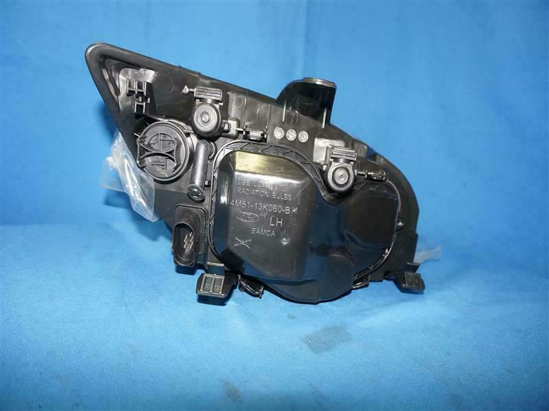 Đèn Pha Trái Ford Focus Mã phụ tùng 5m5113w030