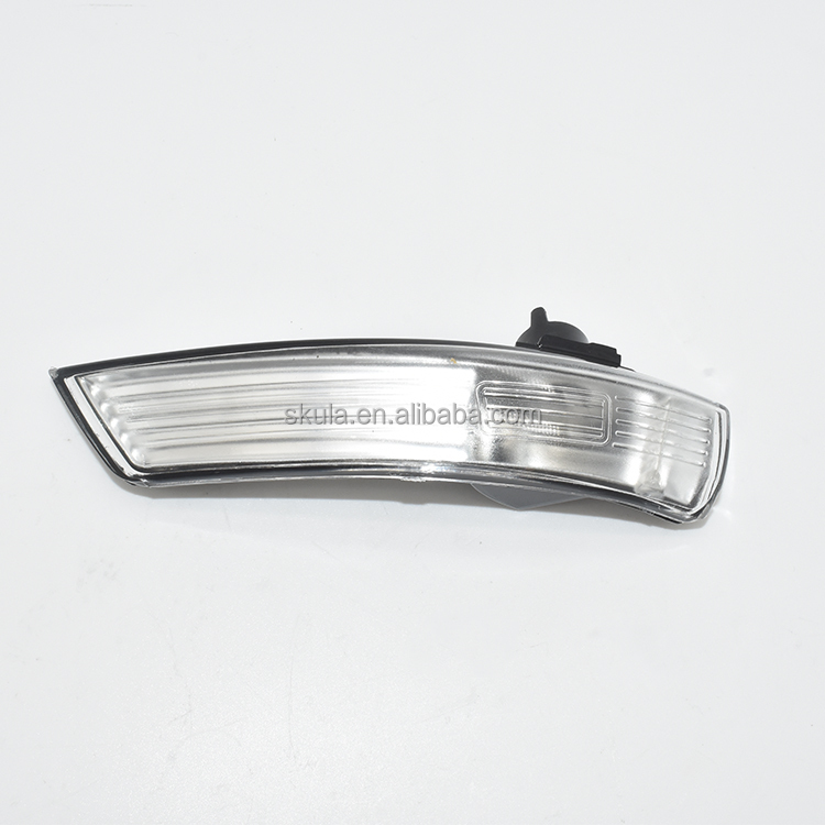 Đèn Xin Nhan Trên Gương Trái Ford Focus Mã phụ tùng 8M5113B383BA