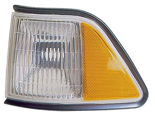 Ốp Đèn Gầm Trái Ford Fiesta Mã phụ tùng D5bb15a222G