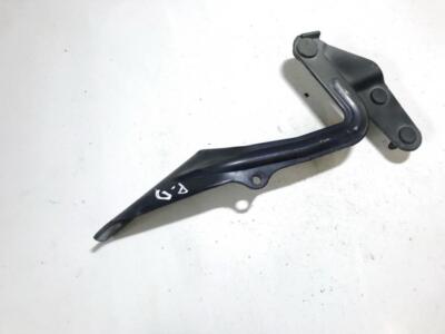 Bản Lề Nắp Capo Trái Ford Focus Mã phụ tùng 4M5116801AB