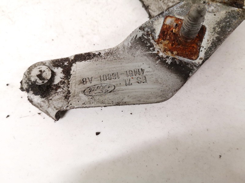 Bản Lề Nắp Capo Trái Ford Focus Mã phụ tùng 4M5116801AB