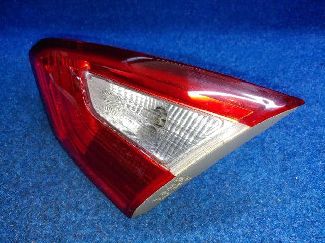 Đèn Hậu Miếng Trong Bên Trái Trái Ford Focus Mã phụ tùng bm5113a603ad