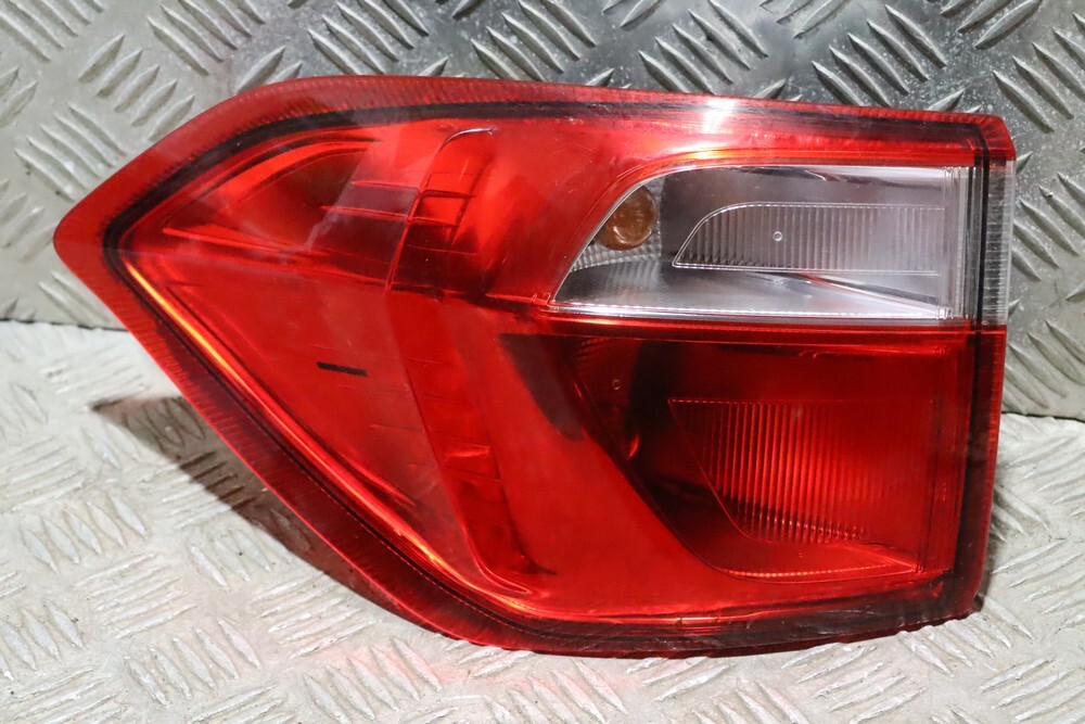 Đèn Hậu Ngoài Trái Ford Ecosport Mã phụ tùng CN1513405BC