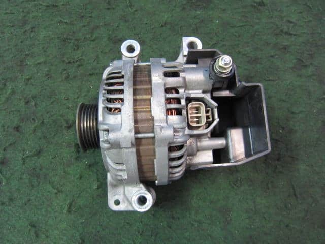 Máy Phát Điện Ford Escape Mã phụ tùng L33618300B
