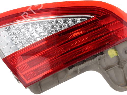 Đèn Hậu Ngoài Trái Ford Mondeo Mã phụ tùng 7S7113405