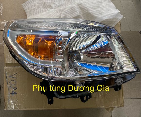 Đèn Pha Phải Ford Ranger Mã phụ tùng UF6A510K0