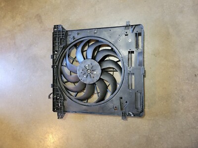 Quạt Gió Động Cơ Ford Fiesta OEM C1B18C607FC-TW