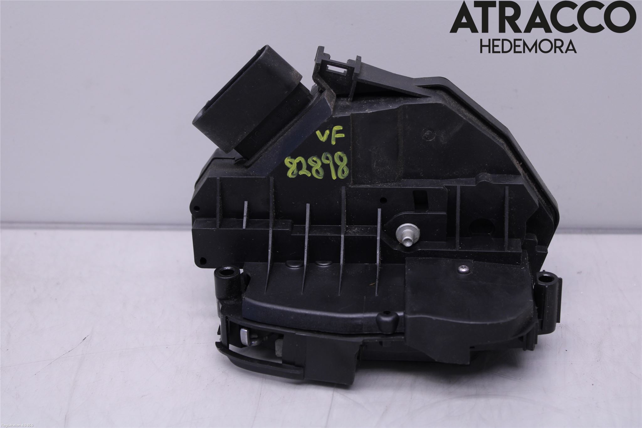 Ổ Khóa Ngậm Cánh Cửa Trước Trái 7 Giắc Điện Ford Ranger Mã phụ tùng AB39A21813EB